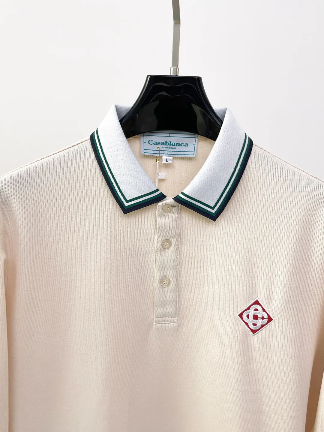 Casablanca New Arrival long-sleeved Polo shirt, original fabric, official Same Style, made of pure cotton pique fabric, custom-made in the same vat, feels very comfortable and smooth, very wide and stylish, produced by a first-line brand Factory, imported Behringer embroidery machine, embroidery is full and textured, collar and collar ribs are woven with imported yarn, will not deform after long-term wear, the most New Arrival style in autumn and winter, fashionable and individual, super Versatile and good-looking Very suitable for both men and women. A must-have item for everyone. Size: M-XXXL